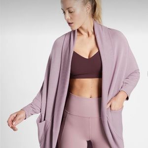 NWT Athleta Ethereal Cocoon Wrap- size L/XL